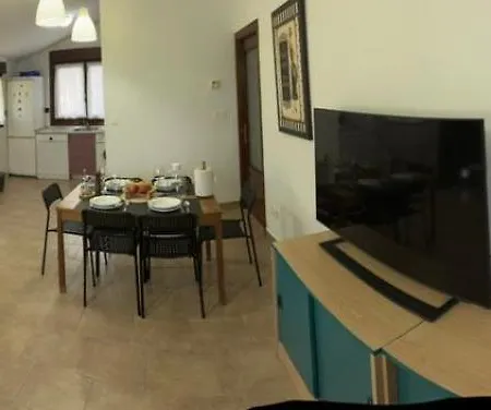 بيت للعطل Casa Con Terraza Y Jardin موغاينا