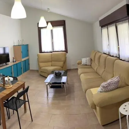بيت للعطل Casa Con Terraza Y Jardin